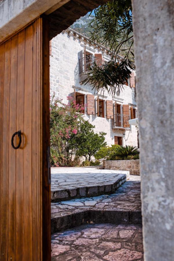 Guesthouse Mrshe Palace Perast Zewnętrze zdjęcie